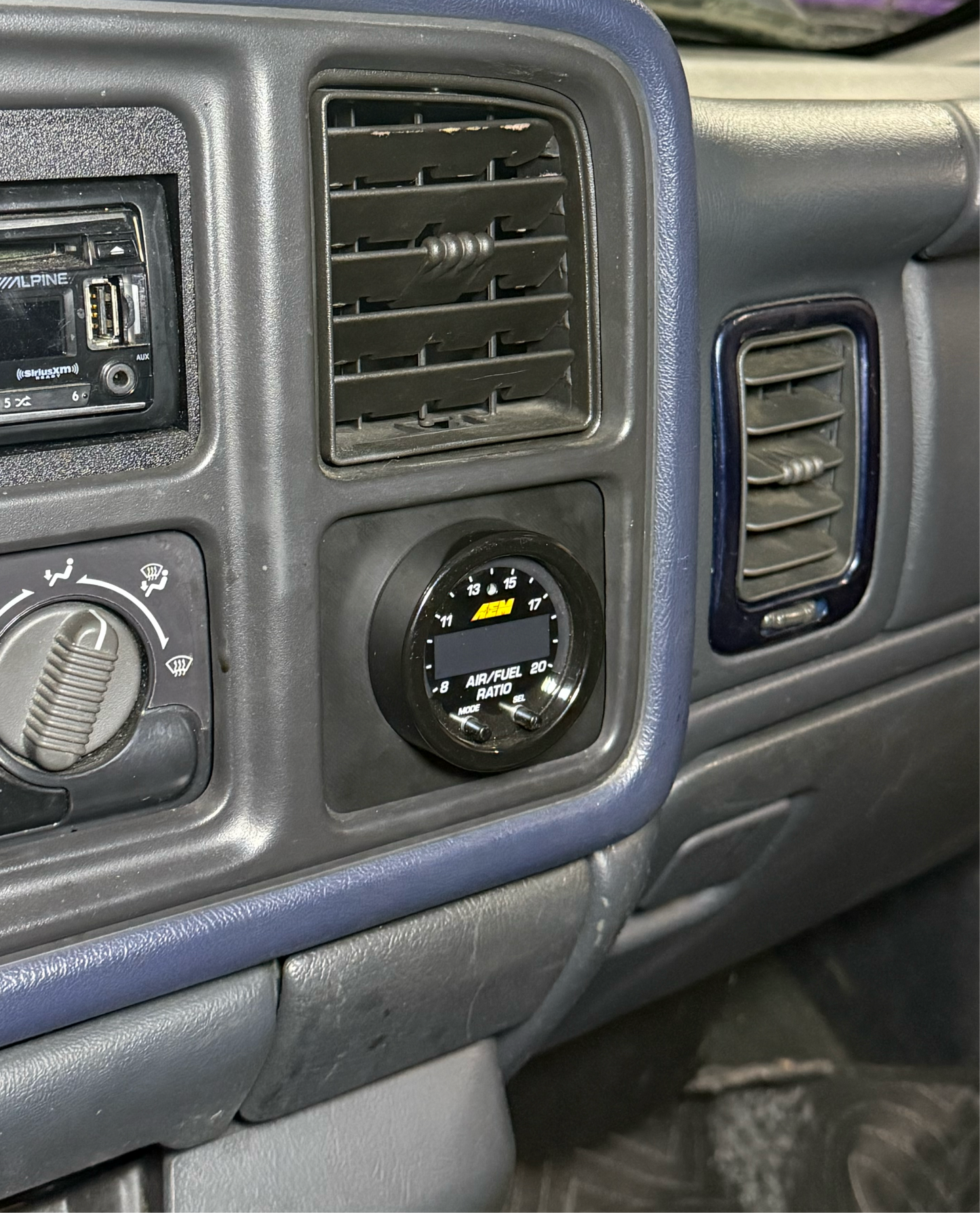 99-06 Silverado/Sierra Gauge Pod, Switch Mount