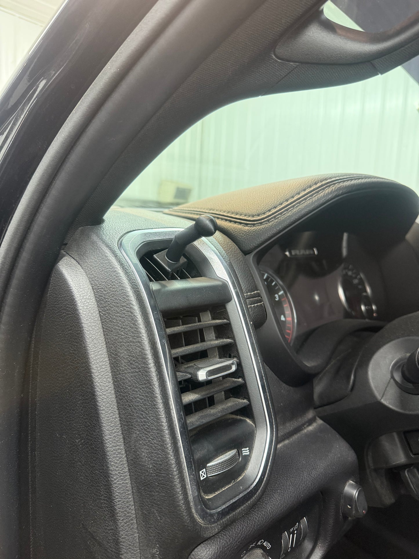 19-26 Dodge Ram Edge Monitor Mount