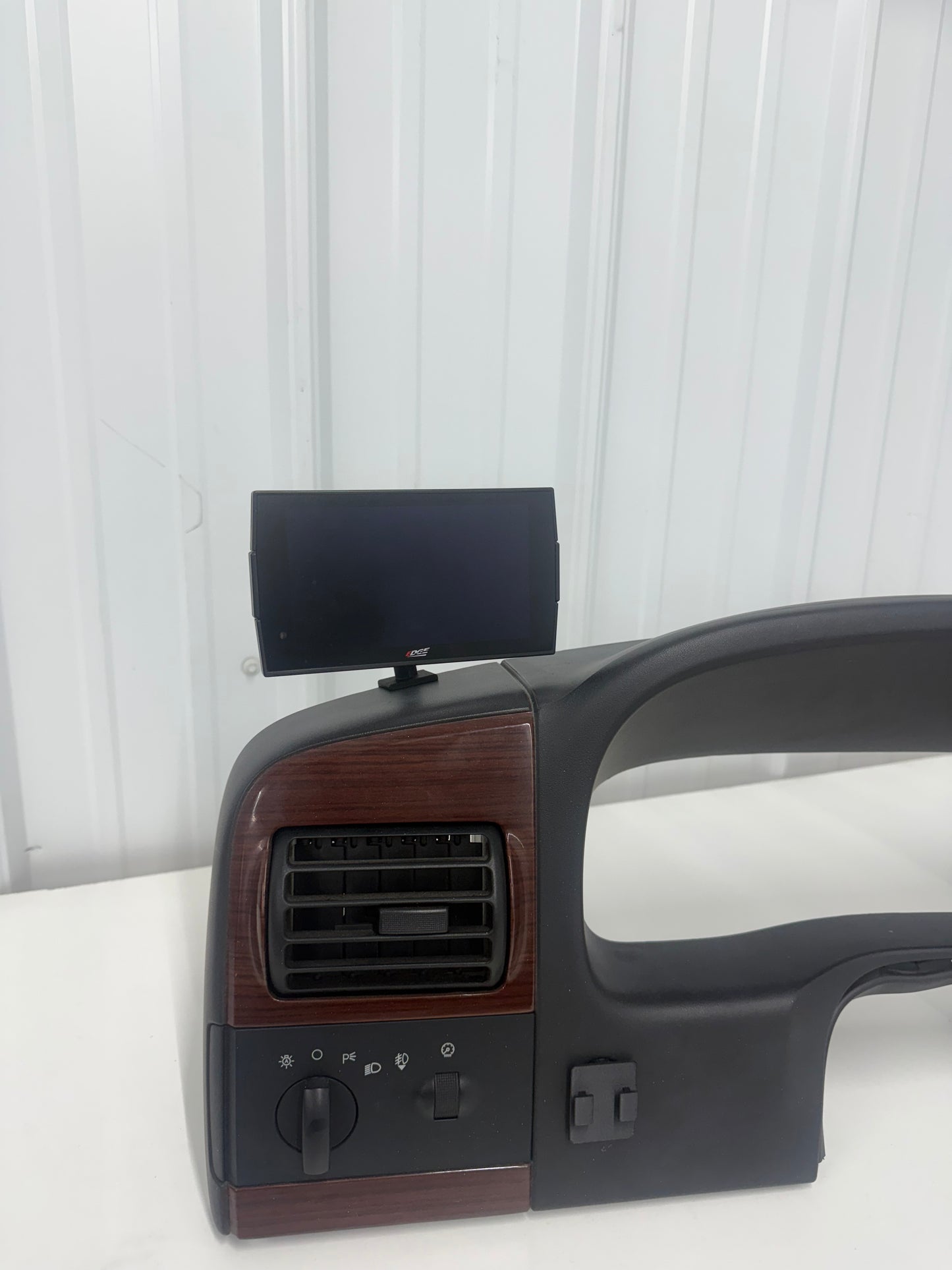 99-07 Ford Edge Cts 2/3 Sct Monitor Mount